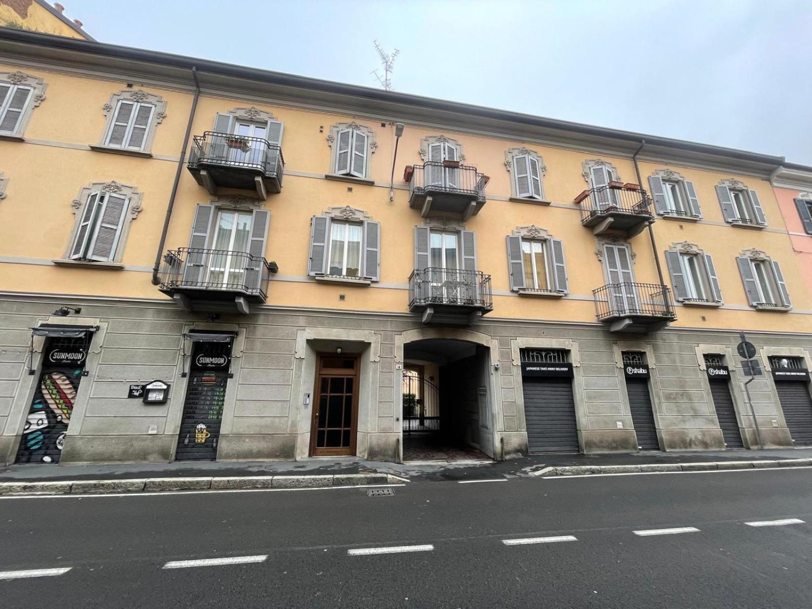 Gelsomino Appartamento Con Posto Auto Nel Centro Di Monza Exterior photo